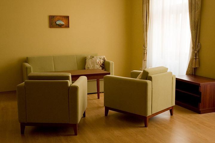 Penzion Zlaty Vul Зноймо Экстерьер фото